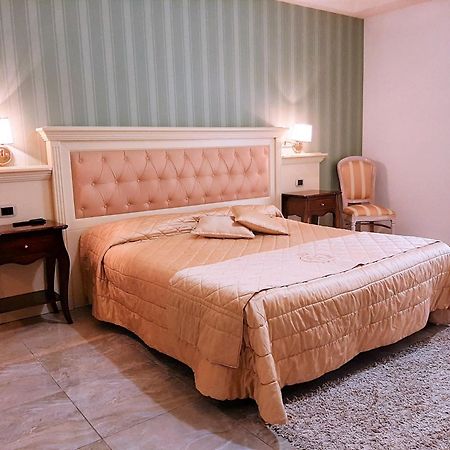 Regina di Saba - Hotel Villa per ricevimenti Grottaminarda Esterno foto