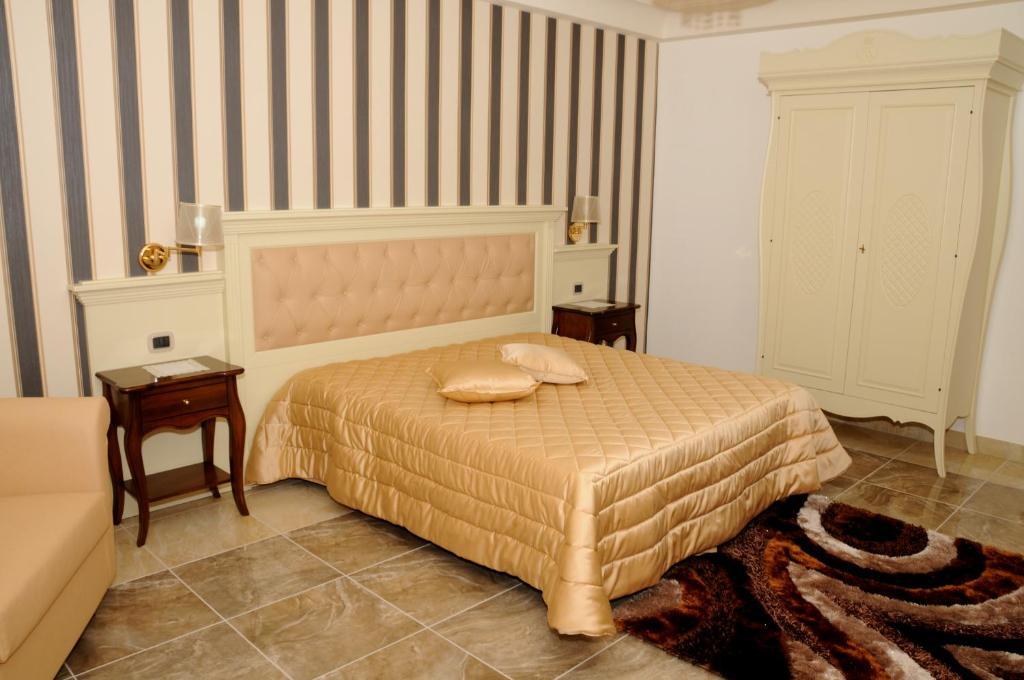 Regina di Saba - Hotel Villa per ricevimenti Grottaminarda Camera foto