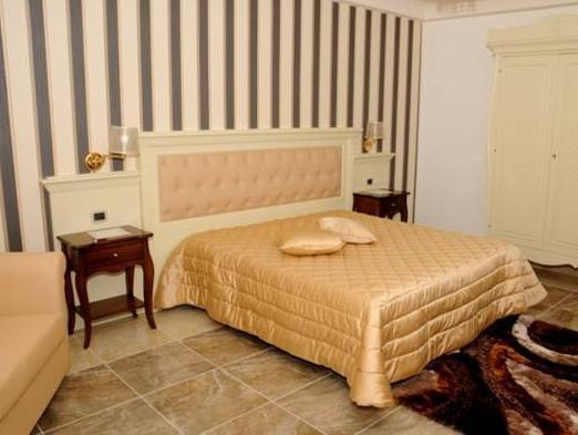 Regina di Saba - Hotel Villa per ricevimenti Grottaminarda Esterno foto