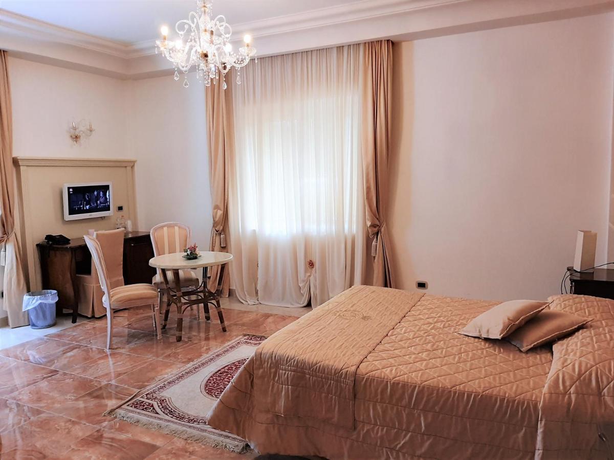 Regina di Saba - Hotel Villa per ricevimenti Grottaminarda Esterno foto